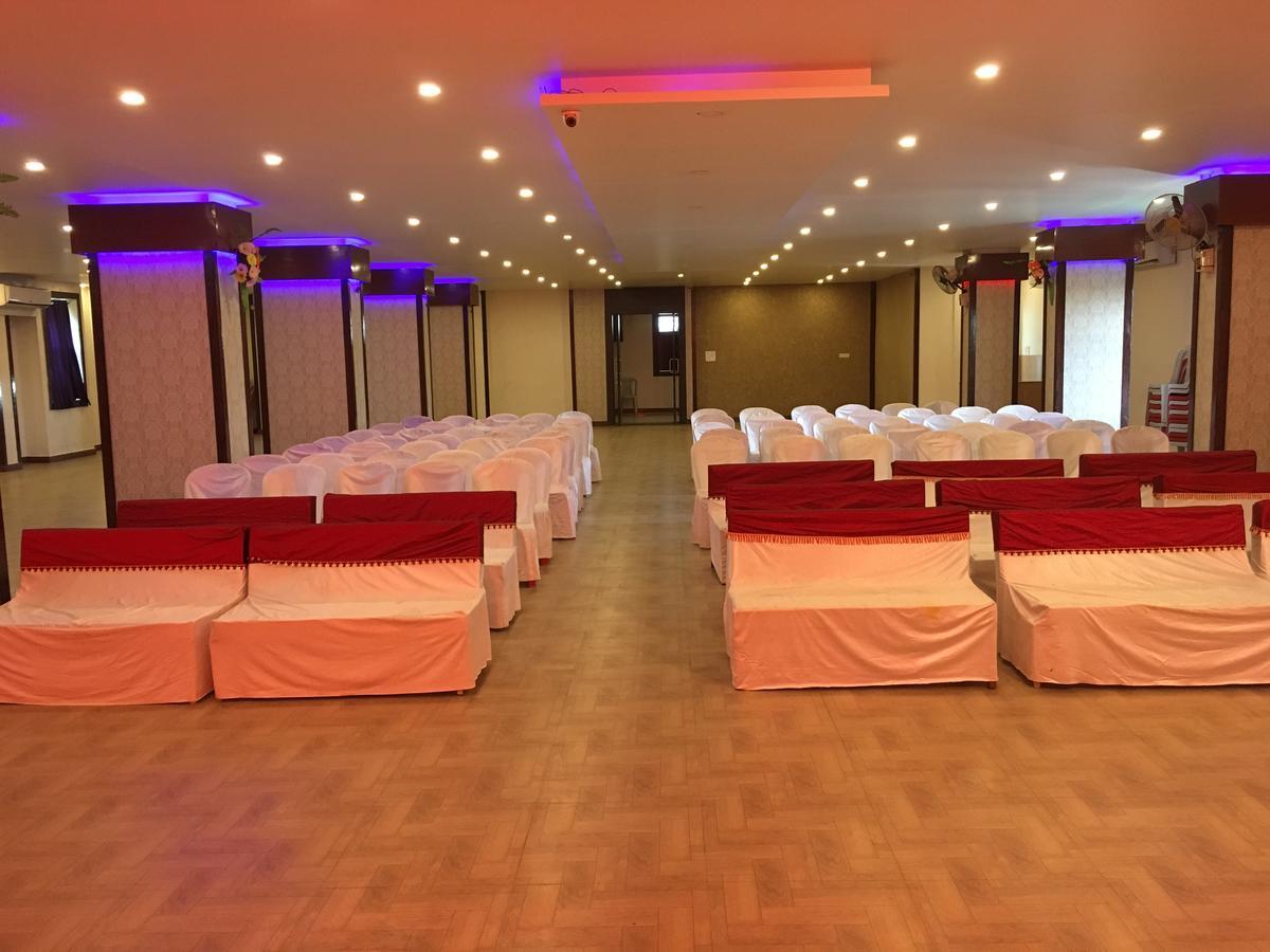 Hotel Kailash Presidency Bhopal Zewnętrze zdjęcie