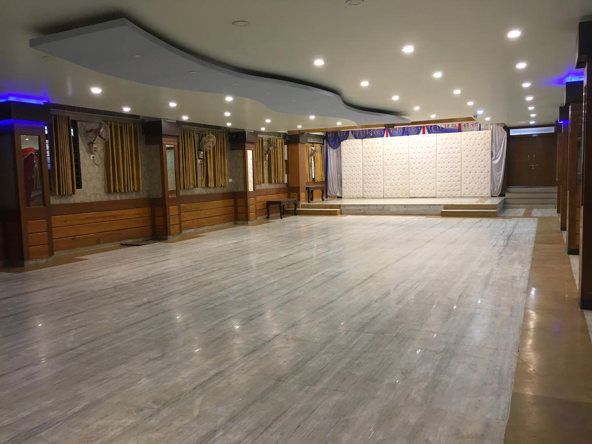 Hotel Kailash Presidency Bhopal Zewnętrze zdjęcie
