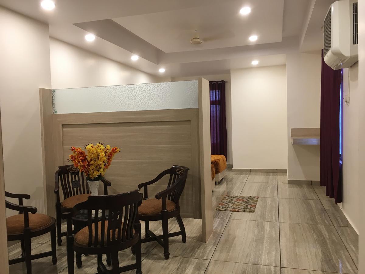 Hotel Kailash Presidency Bhopal Zewnętrze zdjęcie