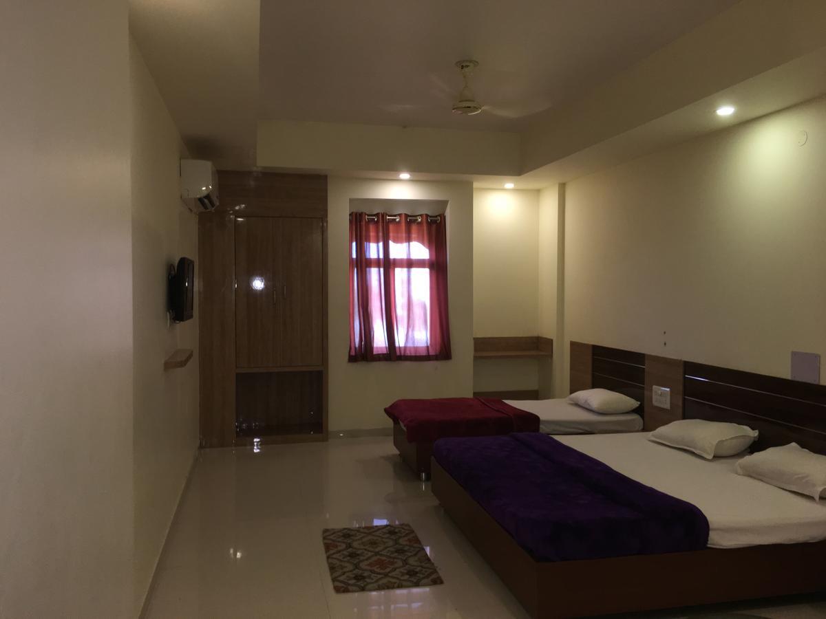 Hotel Kailash Presidency Bhopal Zewnętrze zdjęcie